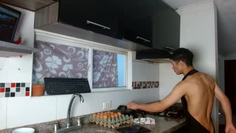 billi_till online show from September 12, 12:38 pm