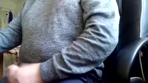 billlllllyb online show from November 30, 2:08 pm