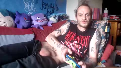 Billy FingerCut online show from October 20, 1:26 pm