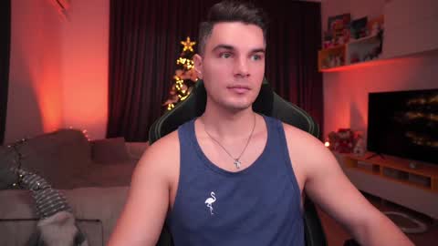 Snapshot of billypassion chatting on December 7, 7:27 am BillyPassion online show from December 7, 7:27 am