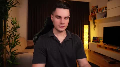 Snapshot of billypassion chatting on February 16, 5:37 am BillyPassion online show from February 16, 5:37 am