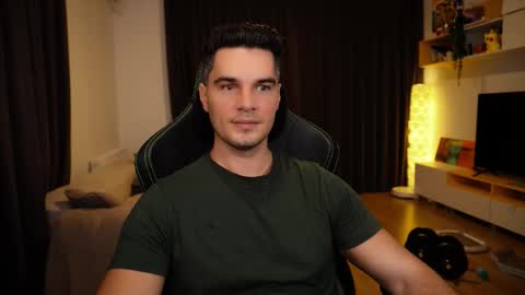 Snapshot of billypassion chatting on September 29, 4:14 pm BillyPassion online show from September 29, 4:14 pm