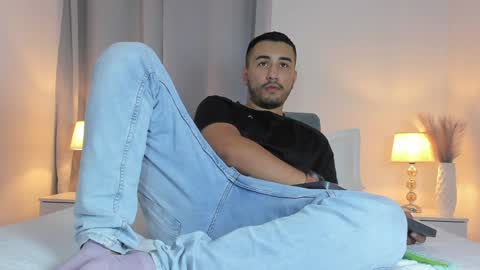 Snapshot of bilyryan1 chatting on January 4, 7:55 pm Nick Moca online show from January 4, 7:55 pm