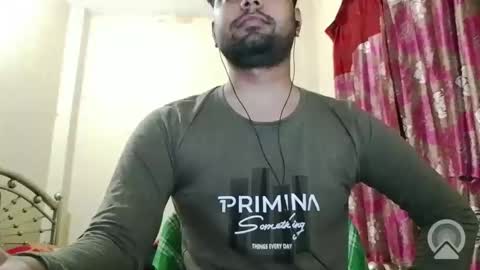 birbikrom104 online show from November 3, 2:41 pm