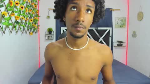 Snapshot of bj_black chatting on October 8, 6:07 am bj_black online show from October 8, 6:07 am