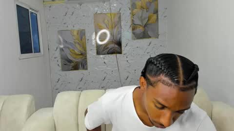Snapshot of bj_black chatting on September 11, 5:28 am bj_black online show from September 11, 5:28 am