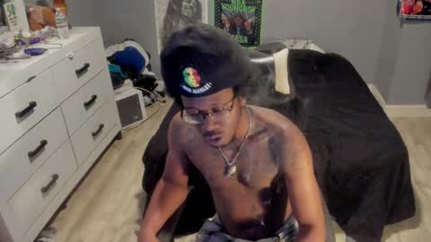 Plant Base Streamers From Pennsylvania online show from November 29, 11:51 pm