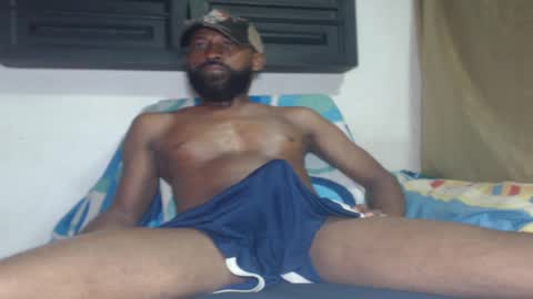 Snapshot of black_latin2728 chatting on December 13, 7:59 am alexander online show from December 13, 7:59 am