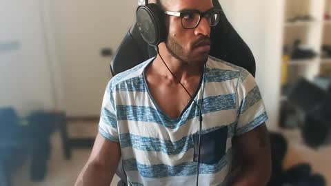 Master online show from April 16, 9:31 am