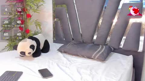 Snapshot of black_rose02 chatting on February 23, 11:39 am B L A C K R O S E online show from February 23, 11:39 am