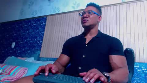 duglas online show from February 28, 5:45 pm