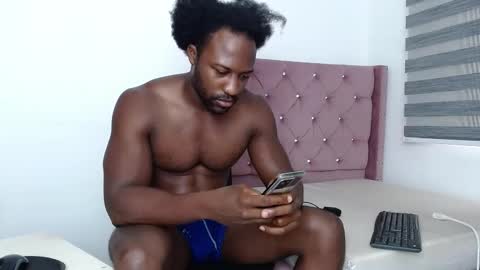 Twtter 1MikeBeckford            Onlyfns beckfordmike online show from October 14, 1:40 pm