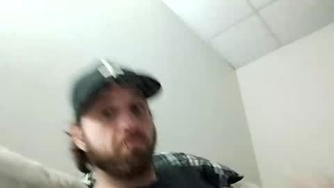 Snapshot of blahblam420 chatting on February 10, 4:19 am blahblam420 online show from February 10, 4:19 am