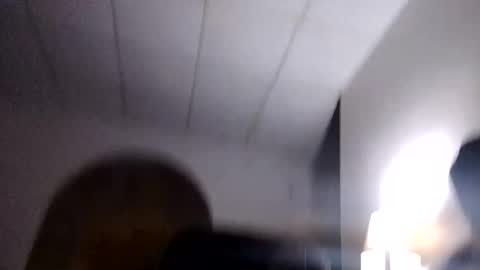 Snapshot of blahblam420 chatting on February 9, 9:47 am blahblam420 online show from February 9, 9:47 am