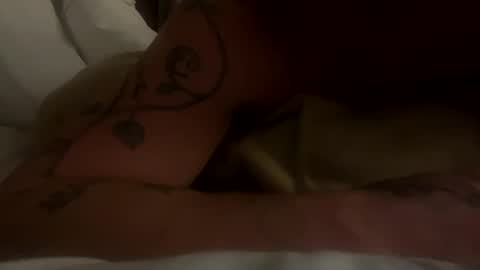 Snapshot of blairmattson93 chatting on October 6, 12:21 pm blairmattson93 online show from October 6, 12:21 pm