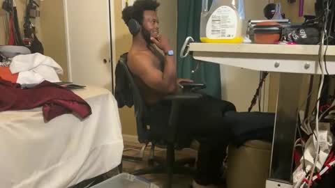 Blackjag00 online show from October 17, 7:45 am