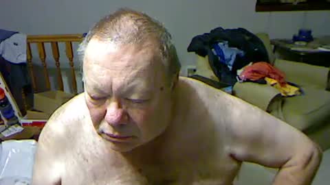 Snapshot of blemon32 chatting on January 4, 2:03 am Bob online show from January 4, 2:03 am