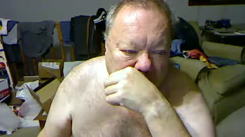 Snapshot of blemon32 chatting on September 10, 12:04 pm Bob online show from September 10, 12:04 pm
