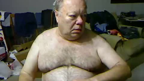Snapshot of blemon32 chatting on October 4, 11:15 am Bob online show from October 4, 11:15 am