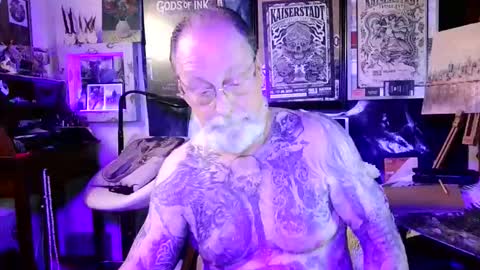 blindsurfer780299 online show from April 27, 5:37 am