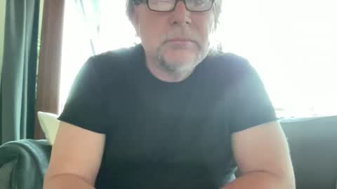 BlIdoL online show from May 25, 7:03 am