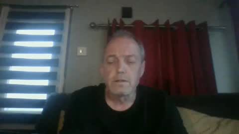 bloody52 online show from December 7, 8:00 am