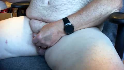 blowfish33890 online show from December 20, 1:33 pm