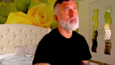 Nico online show from November 9, 10:08 am