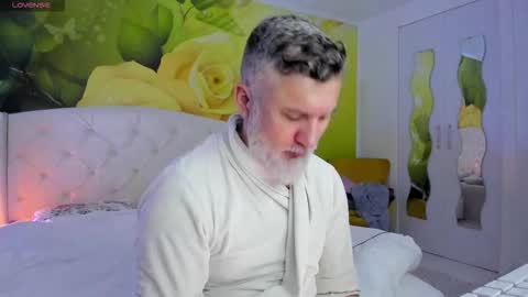 Nico online show from February 6, 8:22 am