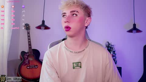 TAY   online show from December 5, 1:17 pm