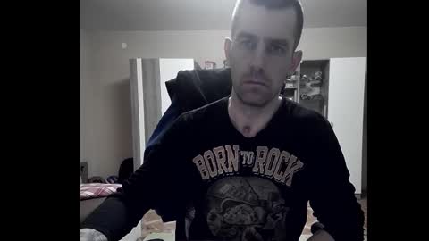 Runaway online show from February 6, 8:50 pm