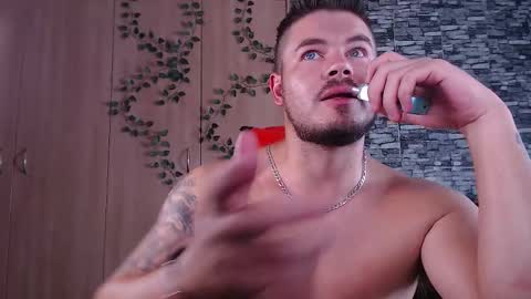 blueeyeboy0 online show from February 6, 12:35 pm