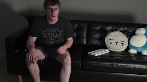 blueeyedtallguy online show from September 10, 2:10 am