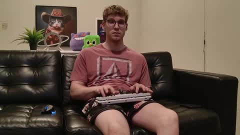 blueeyedtallguy online show from October 2, 1:42 am