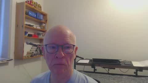 Snapshot of blueeyesn8 chatting on January 27, 9:23 am blueeyesn8 online show from January 27, 9:23 am