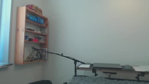 Snapshot of blueeyesn8 chatting on February 1, 9:11 am blueeyesn8 online show from February 1, 9:11 am