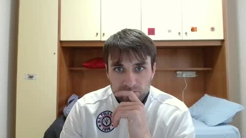 bluejoee online show from April 13, 11:00 am