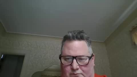 bluemoose70 online show from November 11, 5:18 pm