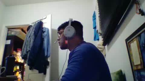 bluevegeta143 online show from February 14, 8:20 am