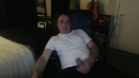 Snapshot of blueyesforyou2nit chatting on March 7, 10:45 am blueyesforyou2nit online show from March 7, 10:45 am