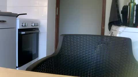 blundernew online show from December 11, 9:10 am