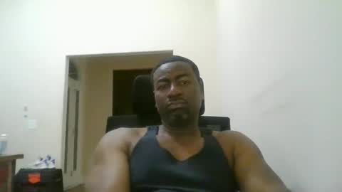 bluuthunder1914 online show from December 20, 11:16 pm