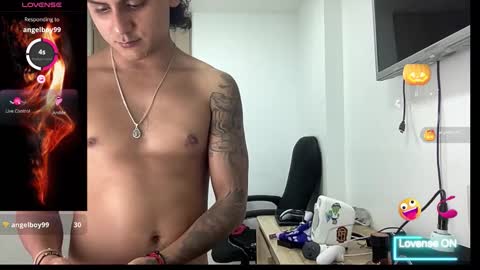 Bob  INDEPENDENT MODEL online show from October 15, 1:24 am