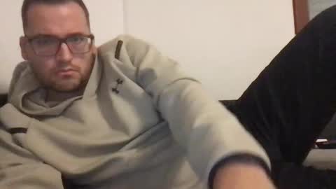 bobbele94 online show from October 30, 7:15 pm