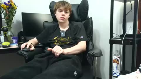 bobby72738 online show from February 13, 4:08 am