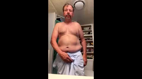 bobfromnc904515 online show from June 8, 6:20 pm