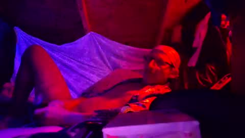 bodybydadgregglenn online show from December 13, 9:25 am