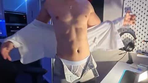 Snapshot of boiteasex chatting on September 26, 10:29 pm boiteasex online show from September 26, 10:29 pm
