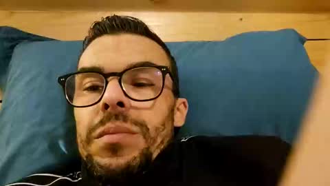 Snapshot of bomale89 chatting on December 23, 1:56 pm bomale89 online show from December 23, 1:56 pm