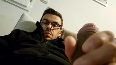 Snapshot of bomale89 chatting on January 2, 10:33 pm bomale89 online show from January 2, 10:33 pm